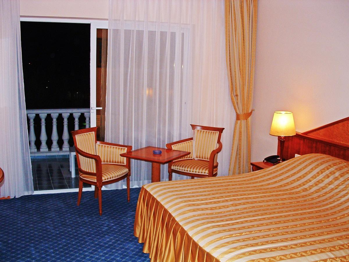 Marina Frapa Resort Rogoznica Habitación foto