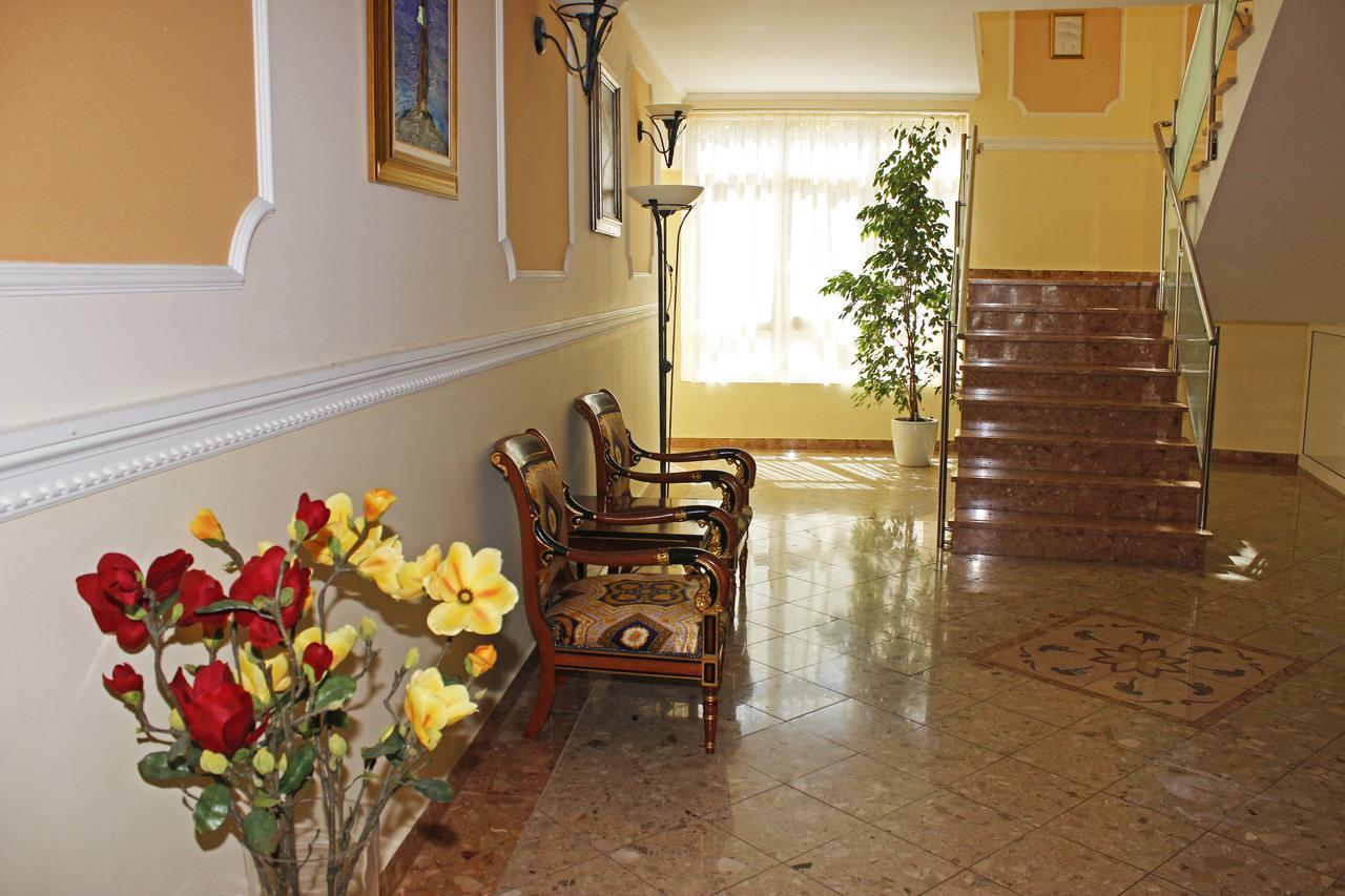 Marina Frapa Resort Rogoznica Exterior foto